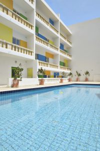 Pool in der NSTS Campus Residence