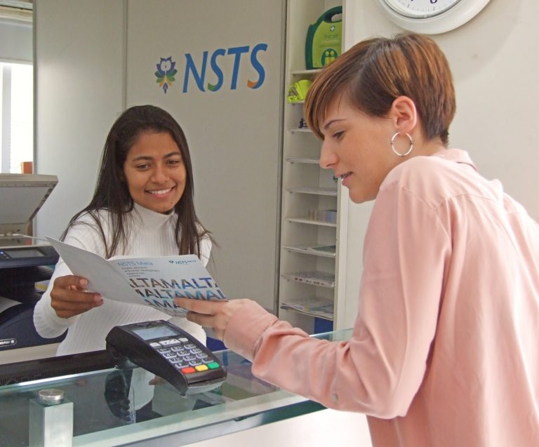 NSTS diákkapcsolati csapat